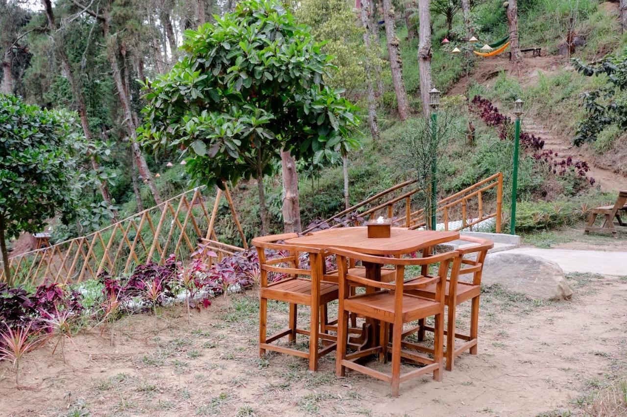 Oyo 1175 Oemah Djowo Resort Magetan Εξωτερικό φωτογραφία